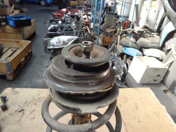 AMORTISSEUR AVANT FIAT PUNTO 2 - Vue 2